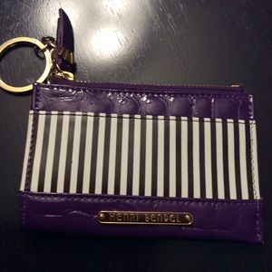 Henri Bendel wallet